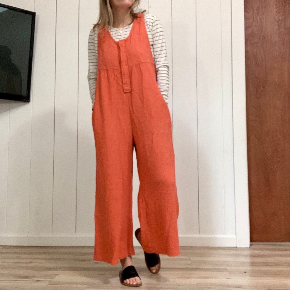 Neve & Hawk Sunset jumper jumpsuit Small peach/coral color